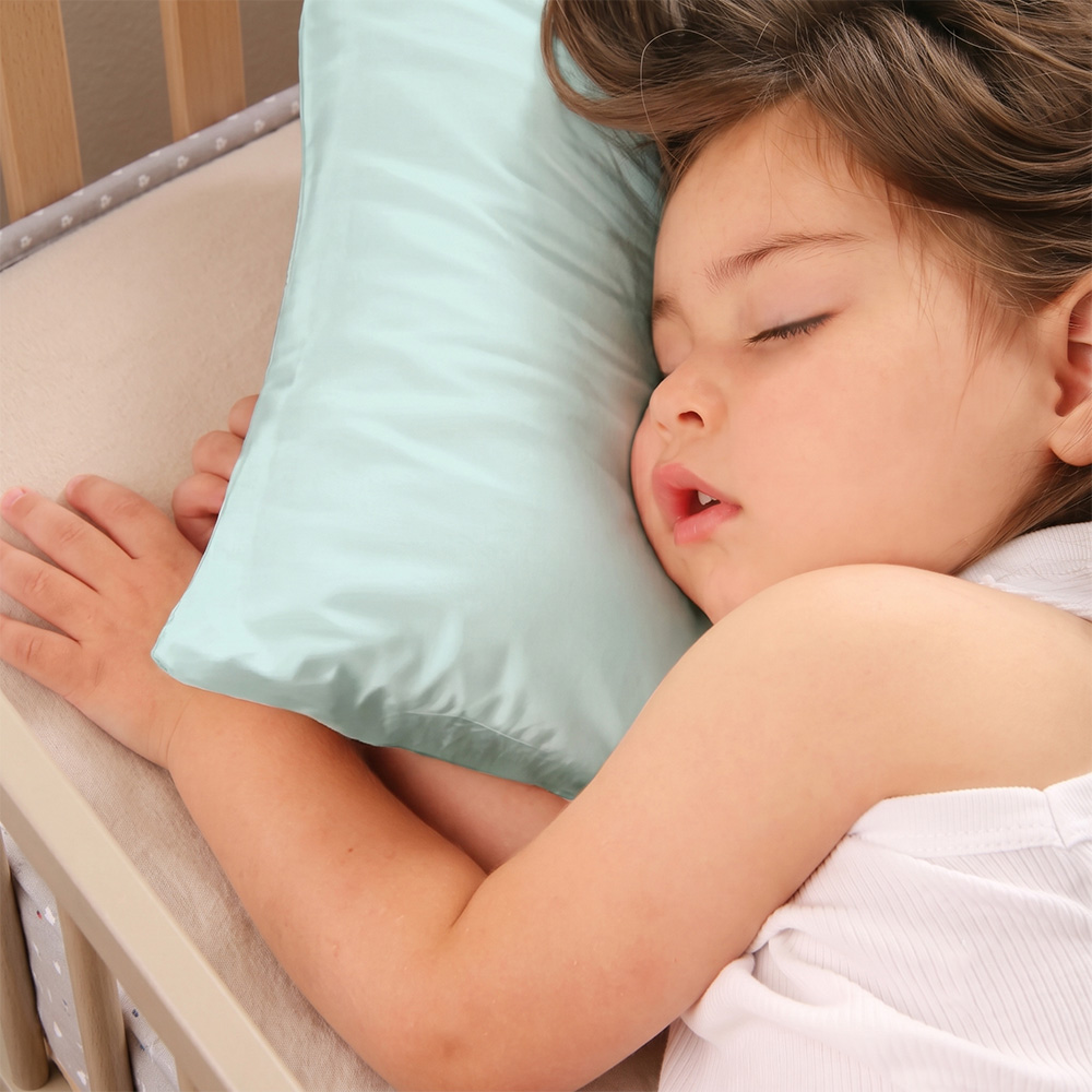 Sleeping Toddler on Luxury Silk Pillowcase - BSCI Audited Factory Direct Wholesale