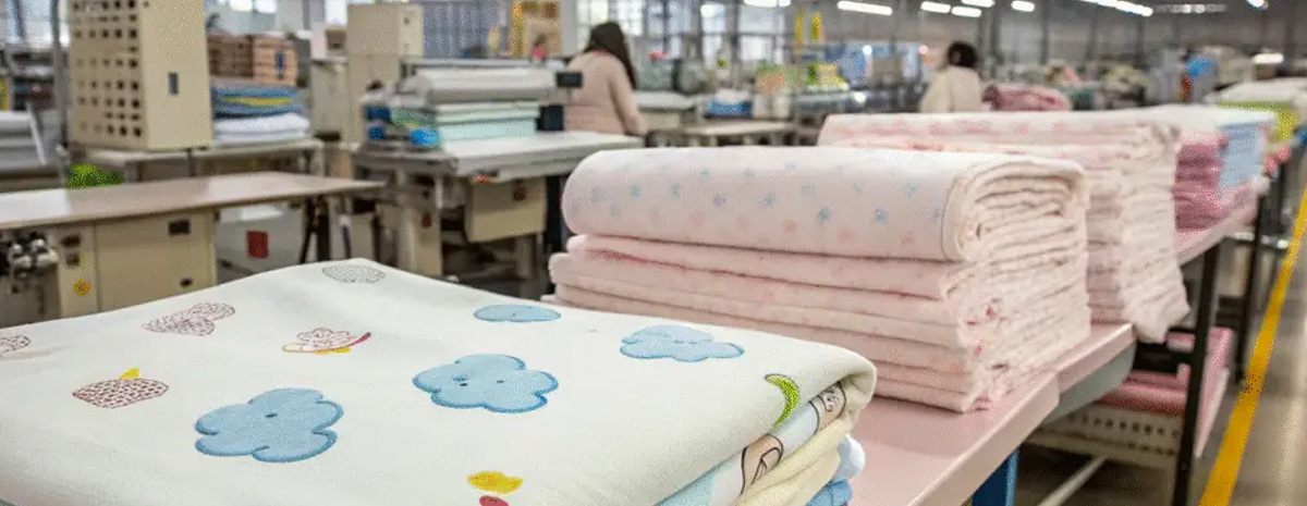 baby-blanket-factory-assembly-line.jpg